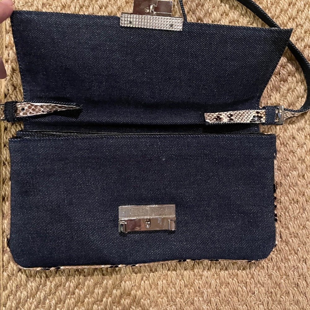 Handbag - Picture 2 of 3